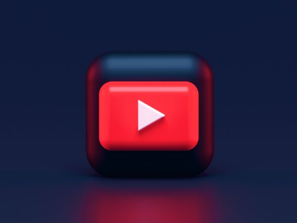 YouTubeのロゴ